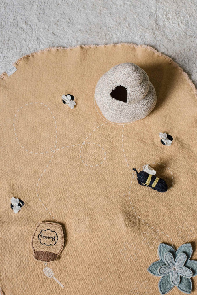 Lorena Canals Green Toy Set From Nectar to Honey